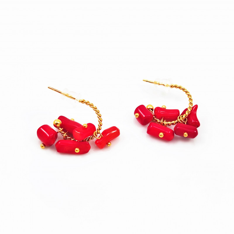 Dottilove Ø15mm Oorbellen - Rode Stenen Oorbellen Dames - Rode Stenen - Roestvrij Staal Gold Plated Dottilove Ø15mm Oorbellen - Rode Stenen Oorbellen Dames - Rode Stenen - Roestvrij Staal Gold Plated