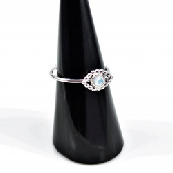 Turks Oog Ring - Transparante Lichtblauwe Zirkonia - RVS Wit Gold Plated - Dottilove Smalle Dames Ring