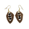 Verguld RVS - Bruin Micro-Macramé Blad Oorbellen met Zoetwaterparels