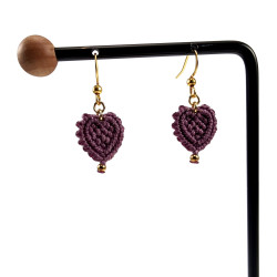 Verguld RVS Lichtpaarse Micro-Macramé Hart Oorbellen - Handgemaakt