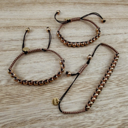 Bruin-Zwarte Macramé Armband met Roségouden RVS Kralen - Handgemaakt