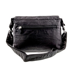Zwarte Schoudertas - Waterafstotende Crossbody Tas met Klepsluiting