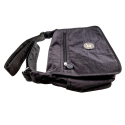 Zwarte Schoudertas - Waterafstotende Crossbody Tas met Klepsluiting