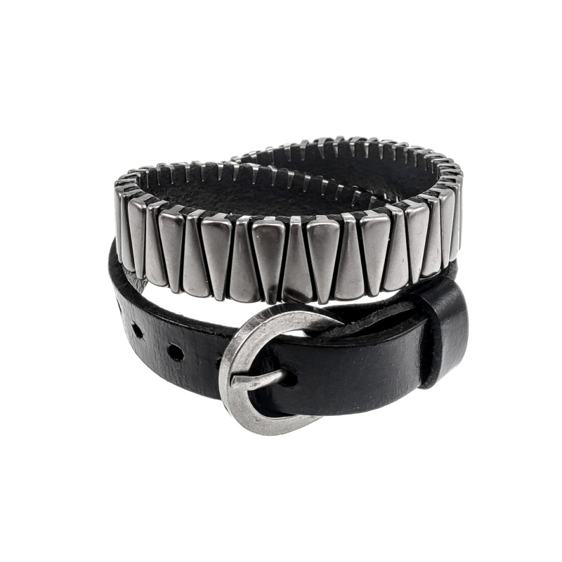 Zwarte Leren Wikkelarmband met Driehoek Studs Verstelbaar 14 en 18 cm