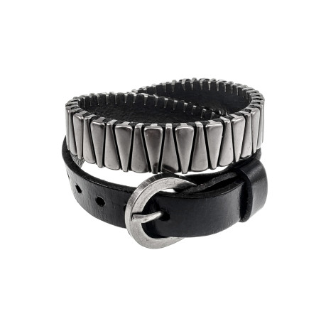 Zwarte Leren Wikkelarmband met Driehoek Studs Verstelbaar 14 en 18 cm