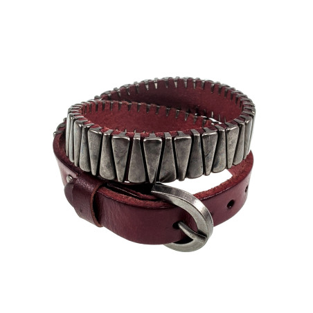 Bordeauxrode Leren Wikkelarmband met Studs  - Verstelbaar 14 en 18 cm