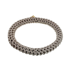 Dames Crochet Armband Lichtgrijze Satijnkoord - Polslenmaat 16 - 17 cm